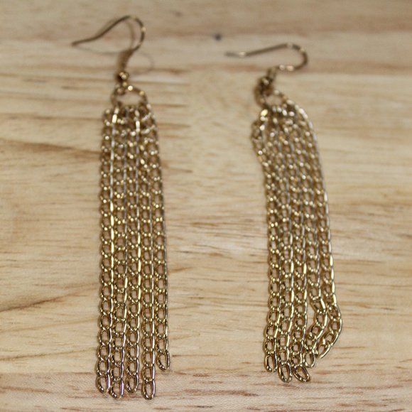 Chain Dangle earrings. - Picture 1 of 9